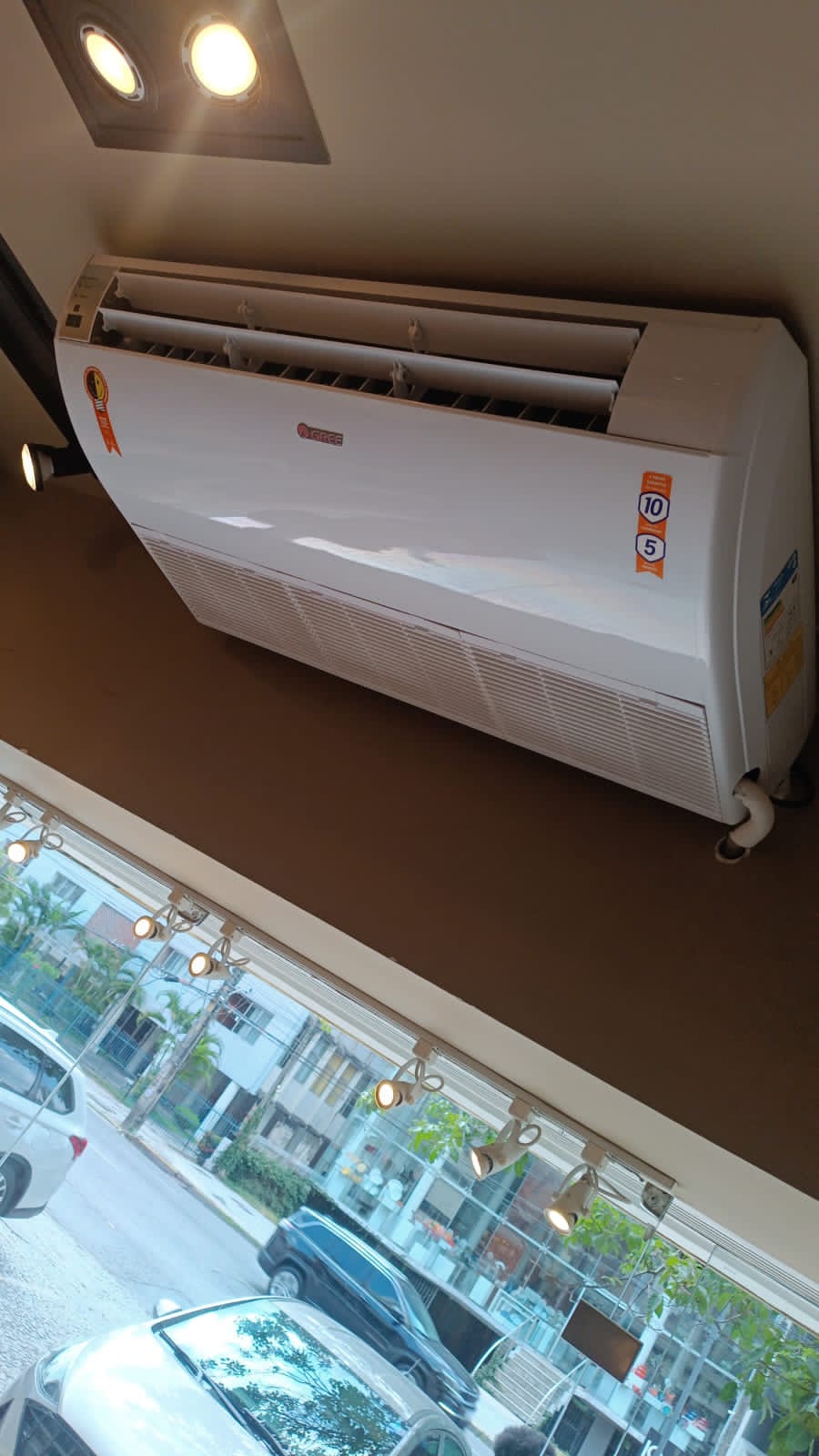 Ar condicionado padrão na parede